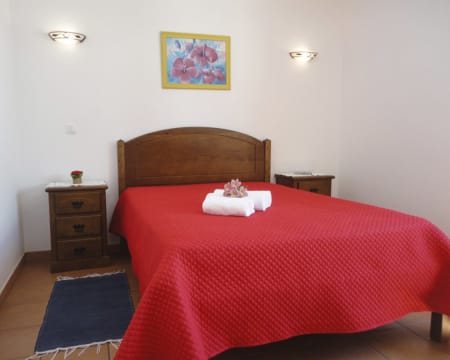 Alojamentos Sol da Vila | 1 Noite em Quarto Duplo Alojamentos Sol da Vila | 1 Noite em Quarto Duplo