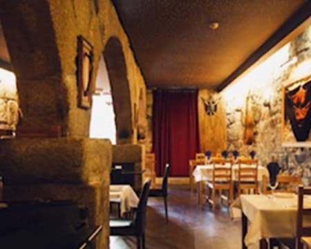 Arcadas de São Jorge - Clube de Fado | Cheque Gourmet 40€ Arcadas de São Jorge - Clube de Fado | Cheque Gourmet 40€