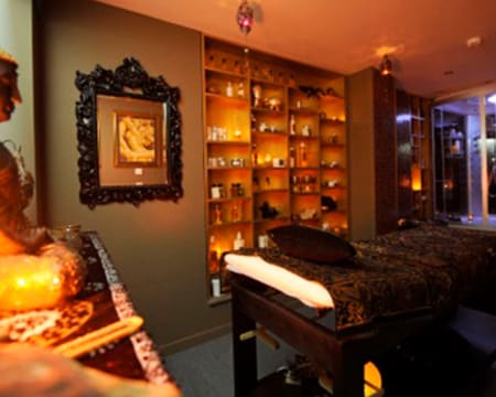 Massagem Balinense & Relax | 2 Pessoas | Aromas do Deserto Guimarães Massagem Balinense & Relax | 2 Pessoas | Aromas do Deserto Guimarães