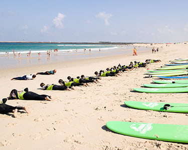 2 Aulas de Surf na Praia da Barra