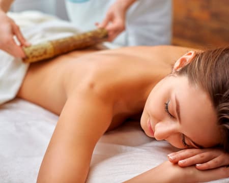Massagem com Bambuterapia | Nature Body Massagem com Bambuterapia | Nature Body
