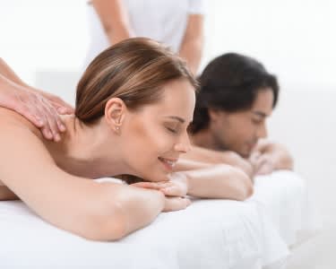 Massagem de Relaxamento com Aromaterapia a 2 | Beleza Pura Massagem de Relaxamento com Aromaterapia a 2 | Beleza Pura