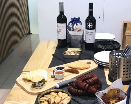 Bodeguita D'Aviz | Sabores Autênticos do Alentejo & Sangria para Partilhar Bodeguita D'Aviz | Sabores Autênticos do Alentejo & Sangria para Partilhar