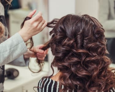 Tratamento Reparador aos Cabelos com Brushing | Brígida Lessa Cabeleireiros Tratamento Reparador aos Cabelos com Brushing | Brígida Lessa Cabeleireiros