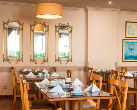 Vila Galé Estoril 4* | Brunch Buffet com Bebidas Incluídas Vila Galé Estoril 4* | Brunch Buffet com Bebidas Incluídas