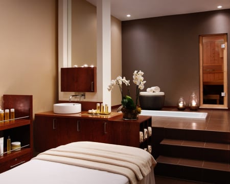 Experiência Premium no Corinthia Lisbon 5* | Massagem Relax 50 Minutos & Almoço no Soul Garden