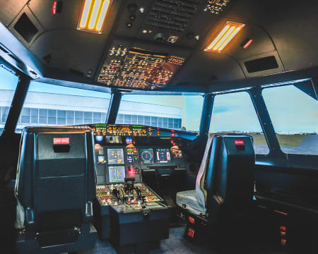 Voo em Emergência no Simulador de Voo | Flight Concept by Aerosim Voo em Emergência no Simulador de Voo | Flight Concept by Aerosim