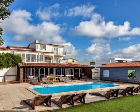 FreeSurfCamp & Hostel | 1 Noite em Quarto Duplo