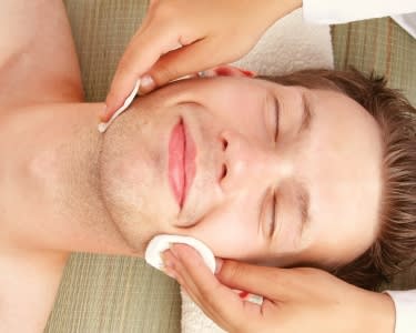 Tratamento de Vinoterapia ao Rosto e Circuito Spa para 2 | Golden Sense Spa Tratamento de Vinoterapia ao Rosto e Circuito Spa para 2 | Golden Sense Spa