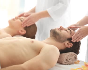 Massagem Relax + Limpeza Rosto + Radiofrequência a 2 | 2 Locais