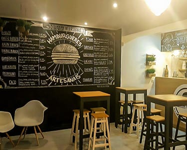 Humm Burguer! | Hambúrgueres, Sangria e Sobremesa Humm Burguer! | Hambúrgueres, Sangria e Sobremesa