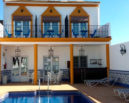 Hostal Ciudad Trigueros | Estadia de 1 Noite Hostal Ciudad Trigueros | Estadia de 1 Noite