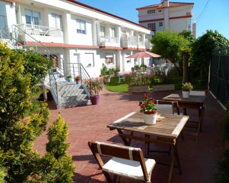 Hostal Rodeiramar 2A | Estadia de 1 Noite Hostal Rodeiramar 2A | Estadia de 1 Noite