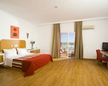 Hotel Alcazar Beach & SPA | Estadia de 1 Noite com Jantar Hotel Alcazar Beach & SPA | Estadia de 1 Noite com Jantar