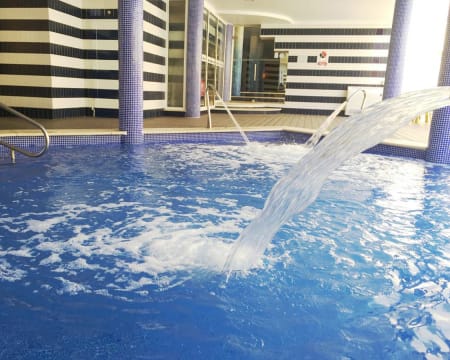 Hotel Baía Cristal 4* | 3 Noites com Jantar & Spa em Quarto Duplo Hotel Baía Cristal 4* | 3 Noites com Jantar & Spa em Quarto Duplo