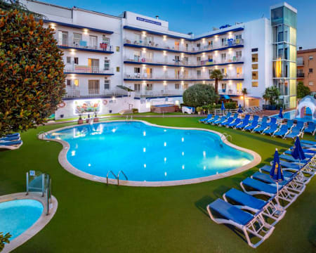 Hotel GHT Balmes & Apartments | Estadia de 2 Noites com Jantar Hotel GHT Balmes & Apartments | Estadia de 2 Noites com Jantar