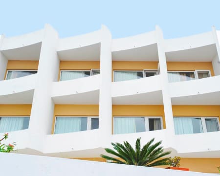 Hotel São Francisco | 1 Noite para 2 Adultos + 1 Bebé em Quarto Duplo Vista Mar Hotel São Francisco | 1 Noite para 2 Adultos + 1 Bebé em Quarto Duplo Vista Mar