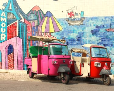 Alfama Tour em Tuk Tuk para 2 Alfama Tour em Tuk Tuk para 2
