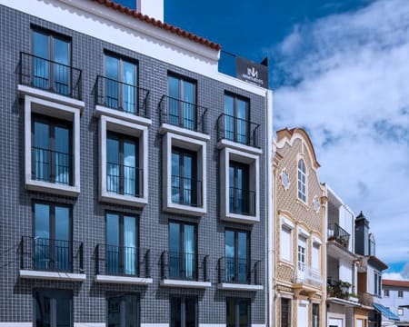 Inn Pier Aveiro | Estadia Romântica com Jacuzzi