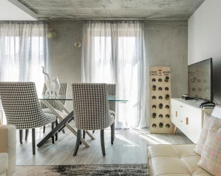 Inn Pier Aveiro | Estadia Romântica com Jacuzzi