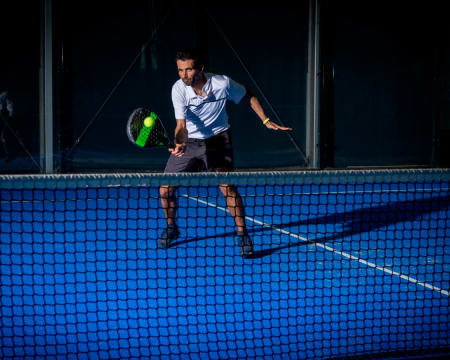 O Bairro - Active Point | Jogo de Padel com Treinador Especializado O Bairro - Active Point | Jogo de Padel com Treinador Especializado