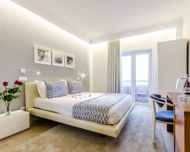 Katekero - Peniche | Estadia Vista Mar c/ Opção Entrada Dupla no Buddha Eden Jardim da Paz e Dino Parque