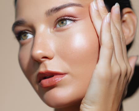 Espaço Estética Lurdes | Mini Lifting e Manicure Normal Espaço Estética Lurdes | Mini Lifting e Manicure Normal