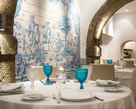 Lisboa à Noite | Experiência Gastronómica de Requinte no Bairro Alto Lisboa à Noite | Experiência Gastronómica de Requinte no Bairro Alto