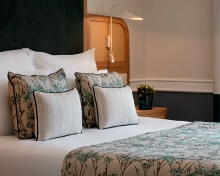 M'AR De AR Muralhas 4* | 1 Noite em Suite