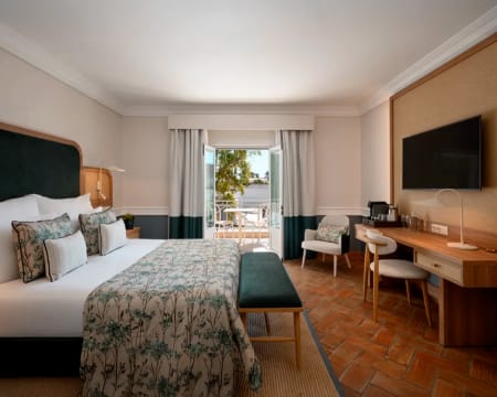 M'AR De AR Muralhas 4* | 2 Noites em Suite