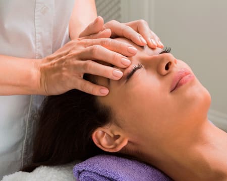 Indian Head Massage | MaSage SPA Indian Head Massage | MaSage SPA
