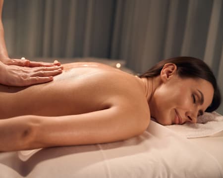Essência do Toque Verde | Massagem Relaxante Localizada