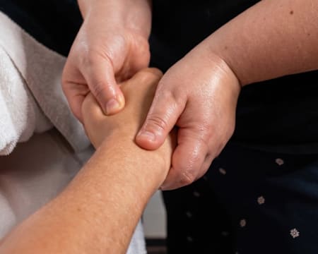 Miranda Massagens | Massagem nas Mãos | 2 Pessoas