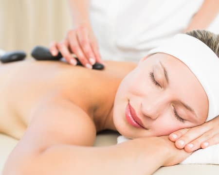 Massagem Pedras | Clínica Naturalyrio Massagem Pedras | Clínica Naturalyrio