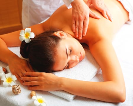 Holmes Place Spa Lumiar | Massagem de Relaxamento Holmes Place Spa Lumiar | Massagem de Relaxamento