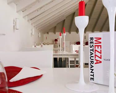 Mezza Restaurante & Bar | Mesa de Chef para Partilhar Mezza Restaurante & Bar | Mesa de Chef para Partilhar