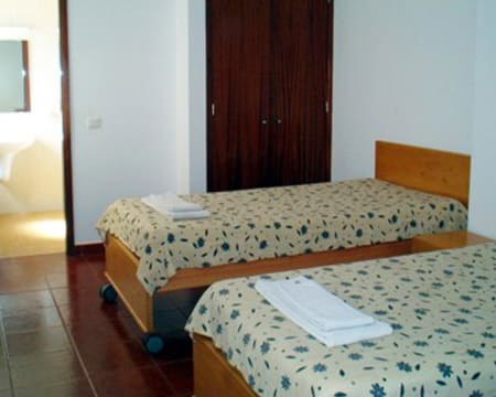 Pousadas de Juventude - Areia Branca | 1 Noite em Quarto Duplo Pousadas de Juventude - Areia Branca | 1 Noite em Quarto Duplo
