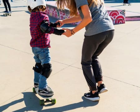 Aula de Skate em Grupo | Noah Surf & Skate Aula de Skate em Grupo | Noah Surf & Skate