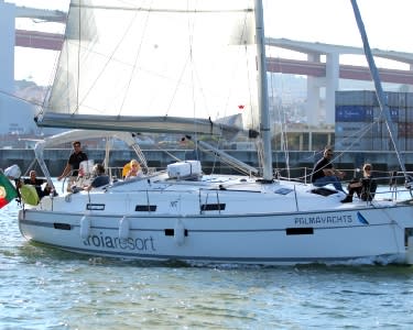 Passeio de Veleiro no Rio Tejo Para Dois | Palmayachts Passeio de Veleiro no Rio Tejo Para Dois | Palmayachts