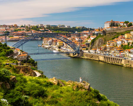 Cruzeiro das 6 Pontes - 2 Adultos + 1 Criança | RentDouro Cruzeiro das 6 Pontes - 2 Adultos + 1 Criança | RentDouro