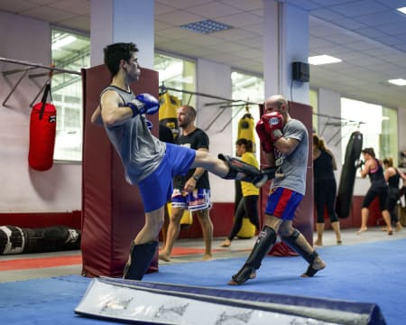 KO Team | Mini Curso Artes Marciais | 1 Pessoa - 4 Horas KO Team | Mini Curso Artes Marciais | 1 Pessoa - 4 Horas