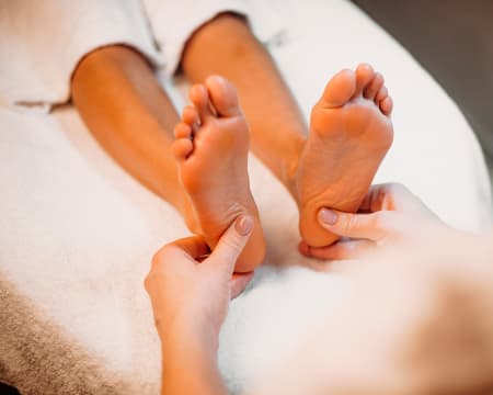 Nuad Thai Massage Therapy | Reflexologia nos Pés | 2 Pessoas Nuad Thai Massage Therapy | Reflexologia nos Pés | 2 Pessoas