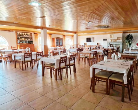Hotel Quinta dos Cedros - Restaurante | Jantar Tradicional Hotel Quinta dos Cedros - Restaurante | Jantar Tradicional