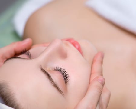 Raíssa Muniz Estética | Revitalização Facial Raíssa Muniz Estética | Revitalização Facial