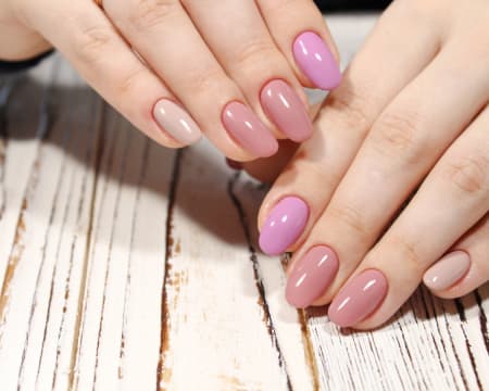 Aplicação Unhas de Gel | S. R. Estética e Bem-Estar Aplicação Unhas de Gel | S. R. Estética e Bem-Estar
