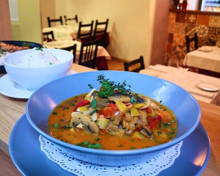 Salsa Rosa Bistro | Romance com Sabores Lusos e Brasileiros Salsa Rosa Bistro | Romance com Sabores Lusos e Brasileiros