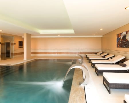 Massagem a Dois & Circuito de Águas no Satsanga Spa Palácio dos Arcos | Vila Galé Massagem a Dois & Circuito de Águas no Satsanga Spa Palácio dos Arcos | Vila Galé