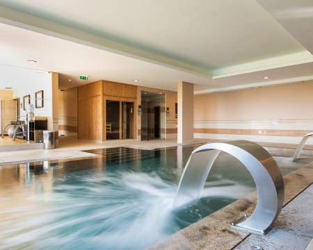Massagem a Dois & Circuito de Águas no Satsanga Spa Palácio dos Arcos | Vila Galé Massagem a Dois & Circuito de Águas no Satsanga Spa Palácio dos Arcos | Vila Galé