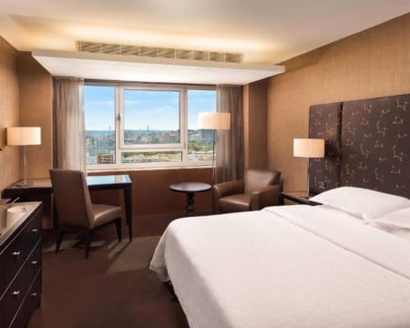 Sheraton Lisboa Hotel & Spa 5* | 1 Noite em Quarto Duplo Superior Sheraton Lisboa Hotel & Spa 5* | 1 Noite em Quarto Duplo Superior