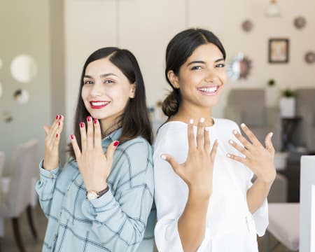 Manicure Gelinho para Dois | Blossom Beauty Center Manicure Gelinho para Dois | Blossom Beauty Center